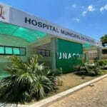 UNACOM de Caetité informa pacientes de Feira da Mata sobre adiamento de procedimentos apenas ao chegarem na unidade