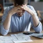 Brasil termina 2025 com 81,2 milhões de pessoas inadimplentes, quase metade da população adulta