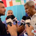 Reportagem do site Alerta Bahia questiona governador sobre via que liga Juvenília à B-030 durante agenda em Carinhanha; Assista