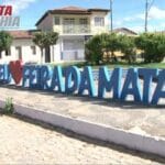 Fornecedor e servidores relatam atraso no pagamento em Feira da Mata; prefeitura passa por retenção de recursos