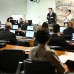 Comissão do Senado aprova aumento de tempo de internação para adolescentes infratores