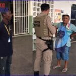 Homem é preso em flagrante por injúria racial contra trabalhador na rodoviária de Cocos
